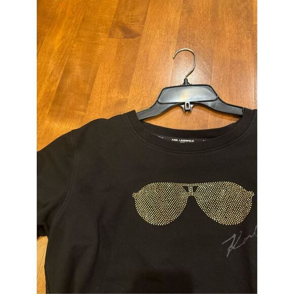 Woman’s Karl Lagerfeld sweatshirt size medium - Picture 2 of 4